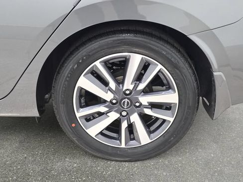 Used 2024 Nissan Versa S w/ S Plus Package FWD image 30