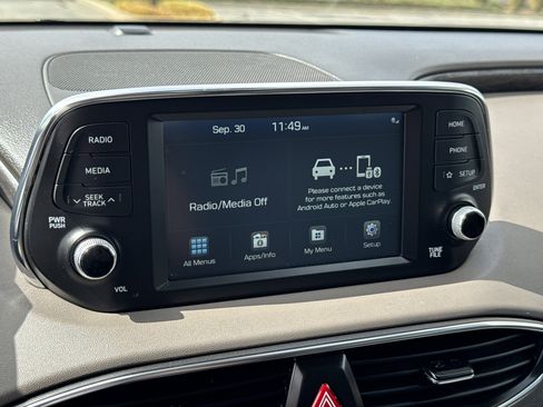 Used 2020 Hyundai Santa Fe SEL w/ Convenience Package image 25