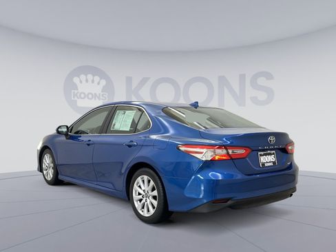 Used 2019 Toyota Camry LE FWD image 7