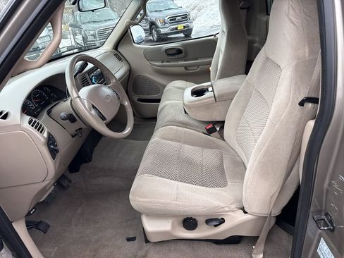 Used 2001 Ford F150 XLT image 8