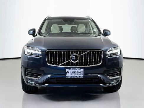 Used 2022 Volvo XC90 T6 Momentum w/ Advanced Package AWD/4WD image 2