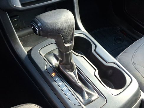 Used 2017 Chevrolet Colorado W/T w/ Custom Special Edition image 13