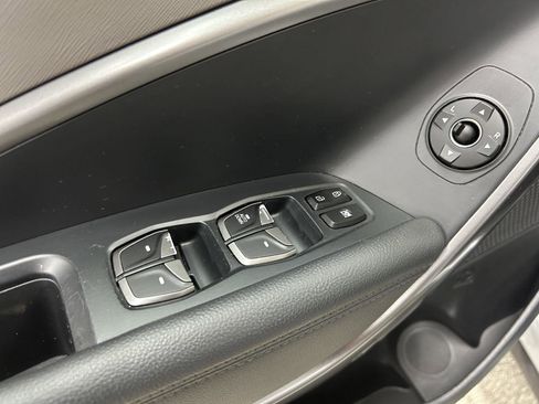 Used 2018 Hyundai Santa Fe Sport image 12