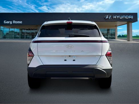 New 2026 Hyundai Kona SE AWD/4WD image 6