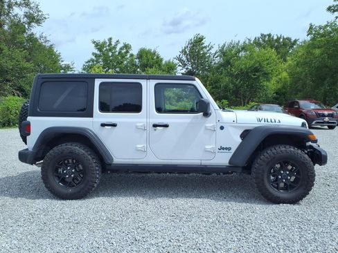 Used 2025 Jeep Wrangler Unlimited Sport S 4xe AWD/4WD image 4