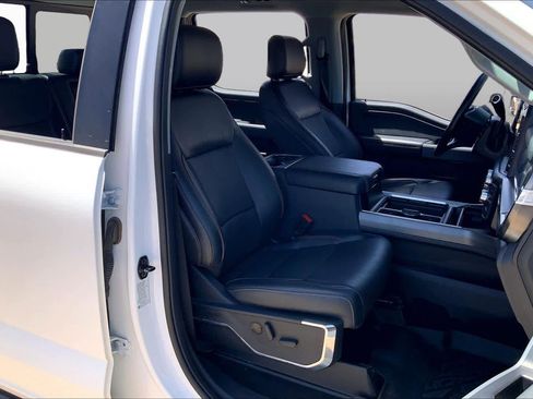Used 2023 Ford F250 Lariat w/ Sport Appearance Package AWD/4WD image 9