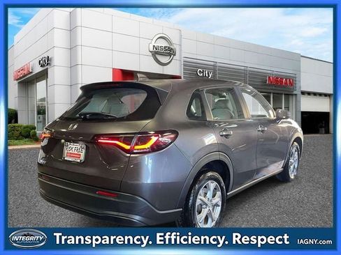 Used 2023 Honda HR-V LX image 5