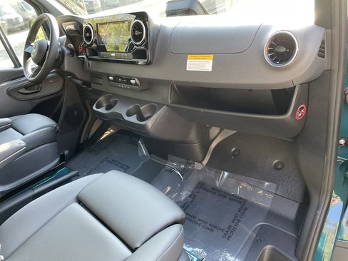 New 2025 Mercedes-Benz Sprinter 2500 image 39