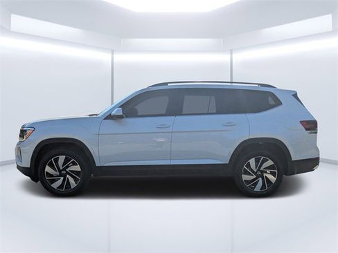 New 2026 Volkswagen Atlas SE image 5