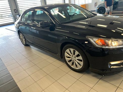 Used 2013 Honda Accord EX-L image 2