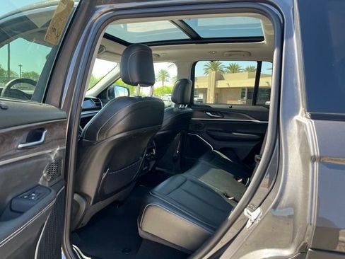 Used 2022 Jeep Grand Cherokee Limited 4xe w/ Luxury Tech Group II image 28