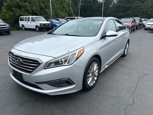 Used 2015 Hyundai Sonata Limited w/ Option Group 05 FWD image 7