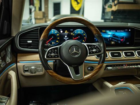 Used 2020 Mercedes-Benz GLE 350 4MATIC image 17