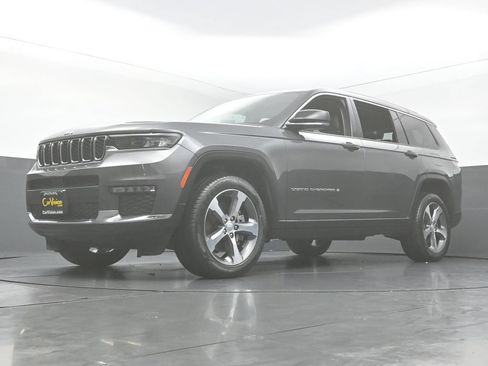 Used 2023 Jeep Grand Cherokee L Limited AWD/4WD image 52