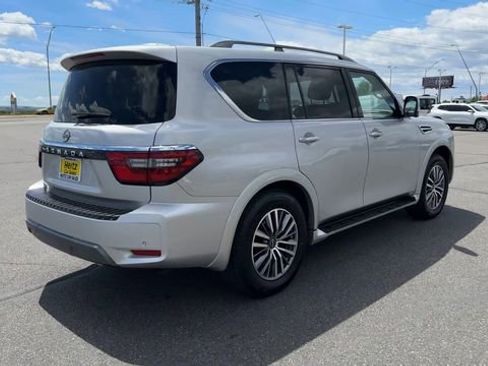 Used 2023 Nissan Armada SL AWD/4WD image 8