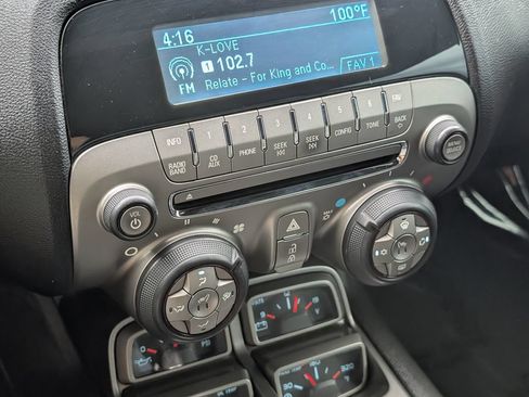Used 2011 Chevrolet Camaro SS RWD image 16