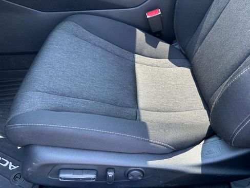 Used 2025 Honda Accord SE image 16