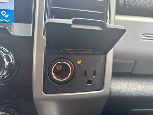 Used 2019 Ford F250 Lariat w/ Lariat Ultimate Package AWD/4WD image 34