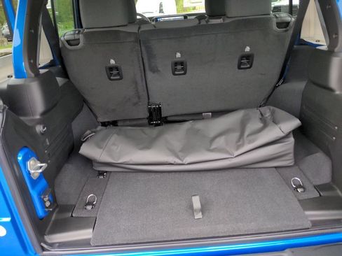 New 2025 Jeep Wrangler Sport S image 18