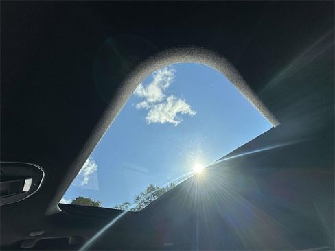 Certified 2023 Jeep Grand Cherokee Altitude image 38