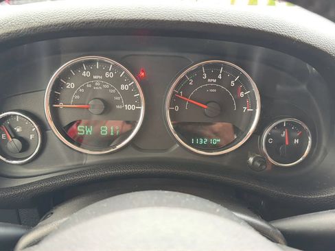 Used 2017 Jeep Wrangler Unlimited Sport w/ Quick Order Package 23S AWD/4WD image 15