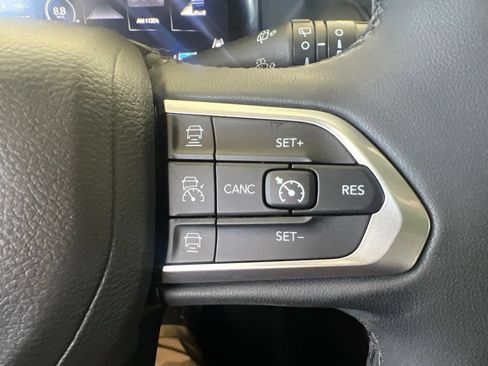 Used 2023 Jeep Compass High Altitude AWD/4WD image 60