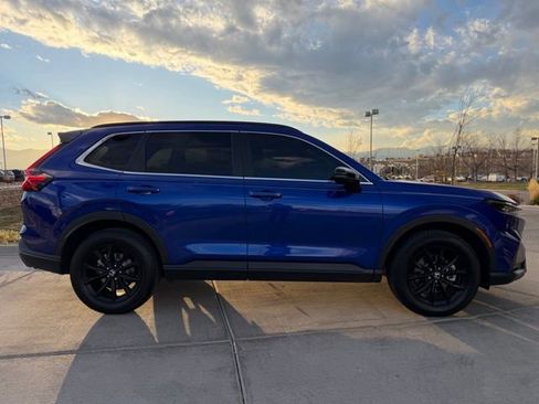 Used 2025 Honda CR-V Sport-L image 9