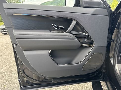 Used 2024 Land Rover Range Rover Sport SV Edition One Obsidian Black image 15