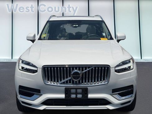 Certified 2025 Volvo XC90 T8 Plus w/ Protection Package Premier AWD/4WD image 10