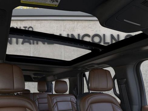 New 2026 Lincoln Navigator L Reserve AWD/4WD image 22
