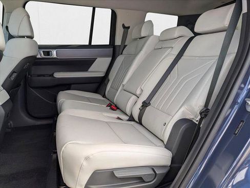 New 2025 Hyundai Santa Fe SEL image 16