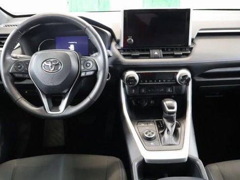 Certified 2023 Toyota RAV4 SE image 12