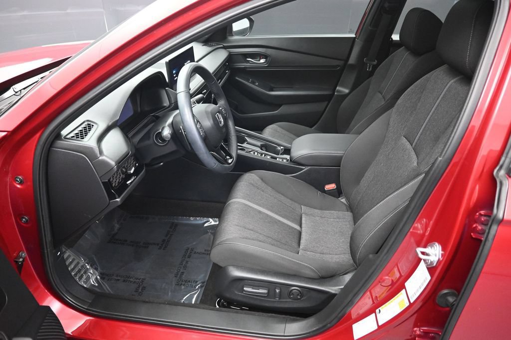 Used 2023 Honda Accord Sport image 9