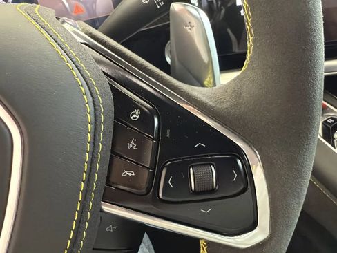 Used 2022 Chevrolet Corvette Stingray Premium Conv image 15