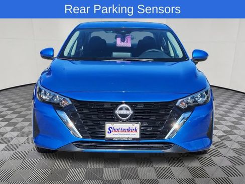 Used 2025 Nissan Sentra SV FWD image 2