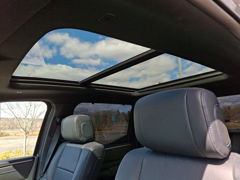 Used 2024 Toyota Tundra Platinum image 14