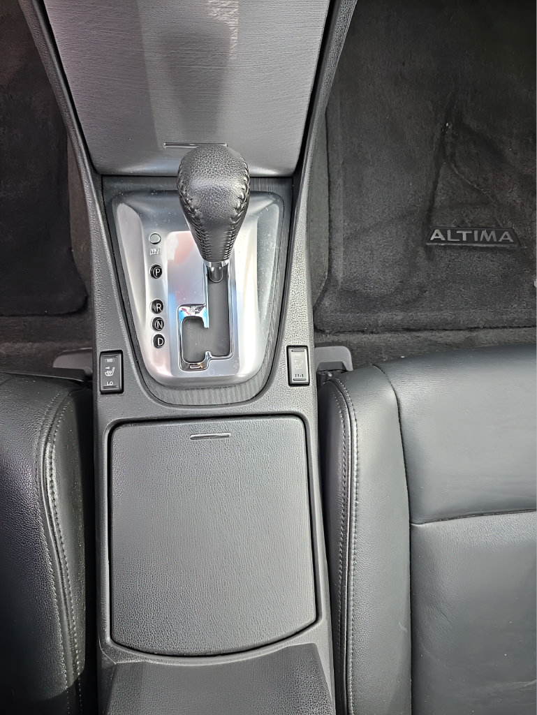 Used 2010 Nissan Altima 2.5 SL w/ SL Pkg FWD image 34