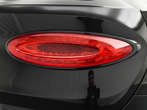 Certified 2022 Bentley Bentayga image 26
