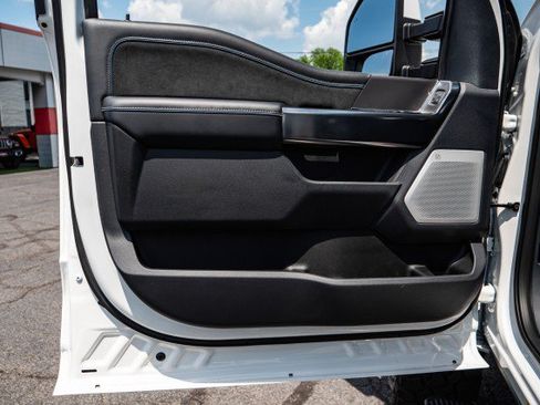 Used 2026 Ford F450 Platinum AWD/4WD image 30