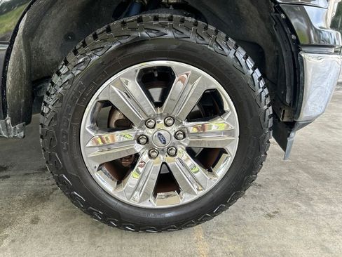 Used 2019 Ford F150 XLT w/ Equipment Group 302A Luxury AWD/4WD image 23