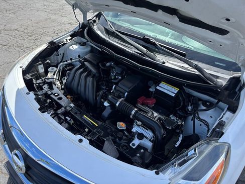 Used 2018 Nissan Versa SV FWD image 18