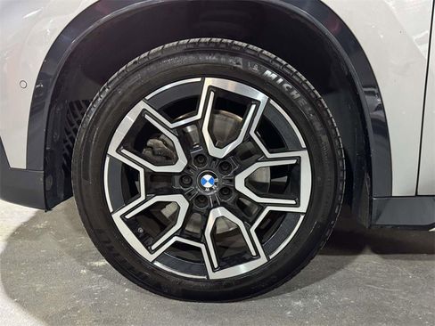 Used 2023 BMW X1 xDrive28i w/ Convenience Package image 9