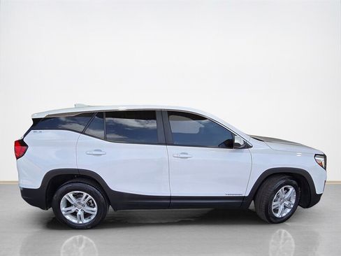 Used 2021 GMC Terrain SLE AWD/4WD image 2