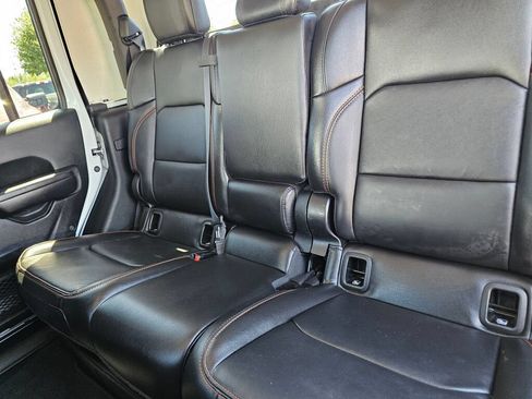 Used 2021 Jeep Gladiator Mojave AWD/4WD image 18
