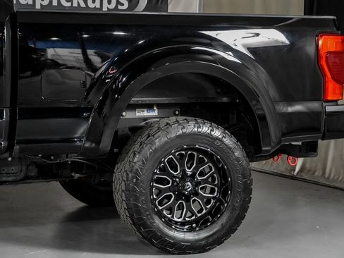 Used 2021 Ford F250 Lariat w/ Lariat Ultimate Package AWD/4WD image 13