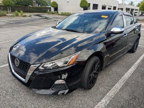Used 2020 Nissan Altima 2.5 S image 2