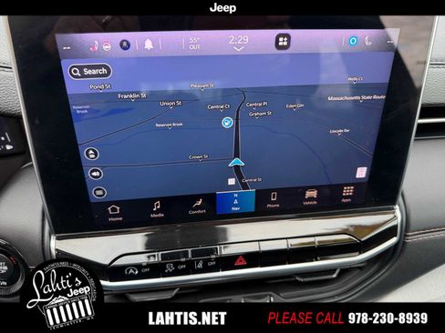 Certified 2022 Jeep Compass Limited w/ (RED) Package image 37