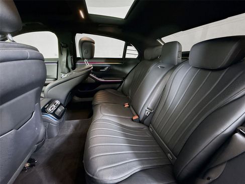Used 2023 Mercedes-Benz S 500 4MATIC image 11