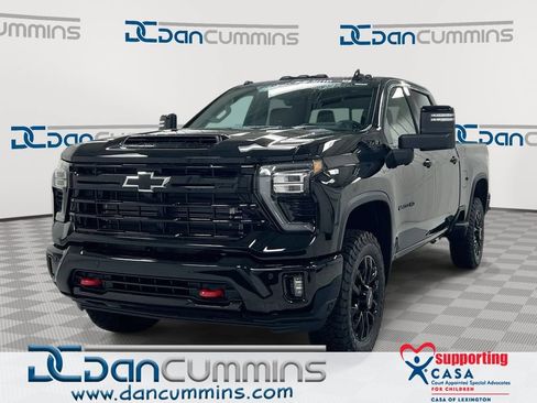 Used 2025 Chevrolet Silverado 2500 LTZ AWD/4WD image 1