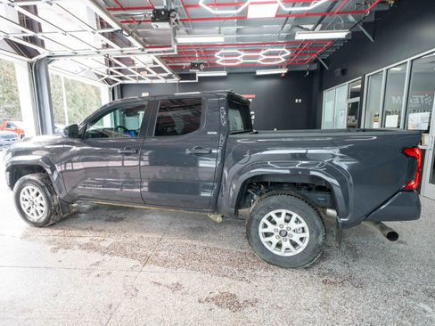 Used 2024 Toyota Tacoma SR5 image 2